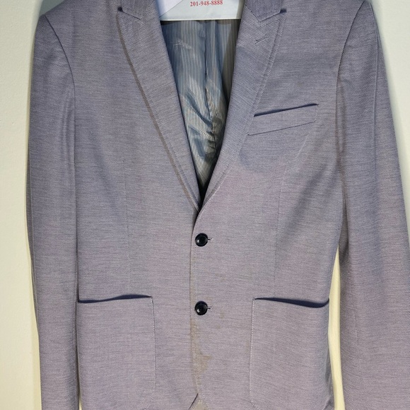 Vest - Picture 4 of 4